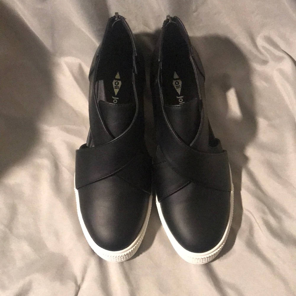 Running dress shoes